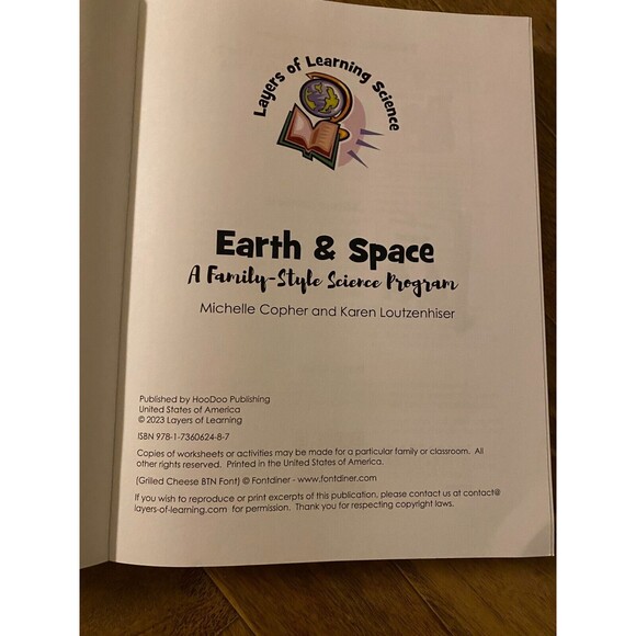 Earth & Space: A Family-Style Science Program (Layers of‎ Learning Science) 2023 - Picture 6 of 8
